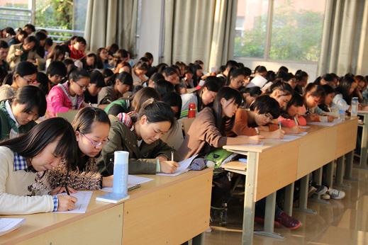 外语系举行“心灵的港湾”心理委员培训活动